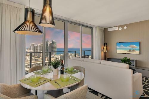5 Amenities 22 High Floor With Stunning Views Infinity Edge Pool
