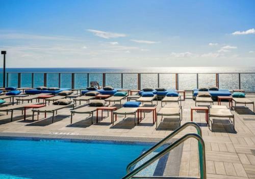 Amenities 2br Insane Ocean View Balcony Beachfront Resort Amazing Pool