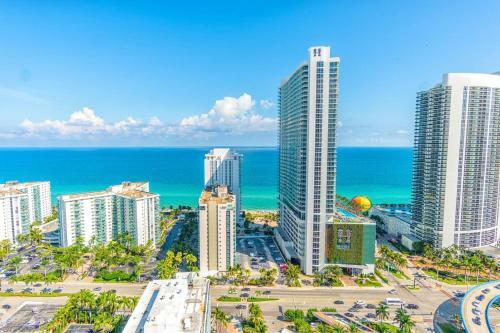 5 Amenities Luxury 1br Front Intracoastal View Balcony Infinity Edge Pool