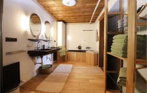 Amazing Home In Wagrain With 2 Bedrooms