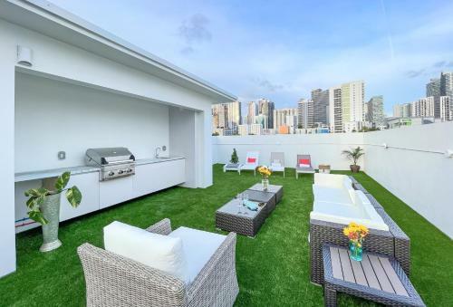Brand New Town Homes W/rooftop,bbq, Hottub