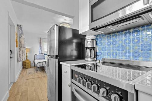 Apartamento ?art Design Bungalow Studio ?outdoor Area+parking