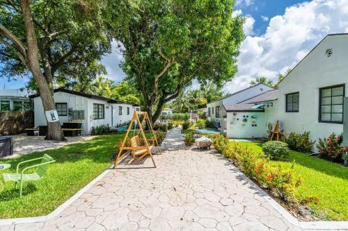 Apartamento ?art Design Bungalow Studio ?outdoor Area+parking