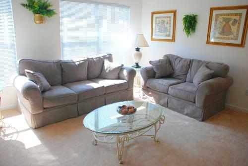 Lake View Villas