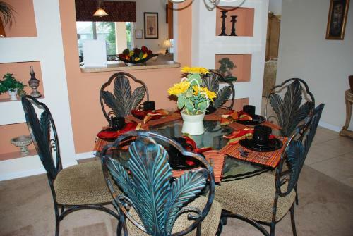Lake View Villas