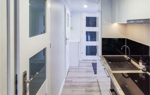 Awesome Home In Valdemarsvik With Wifi And 2 Bedrooms