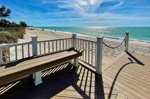 Villa De La Mar At Casey Key