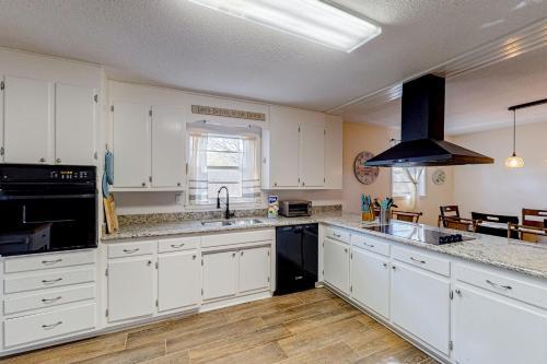 Bungalow By The Sea Unit B