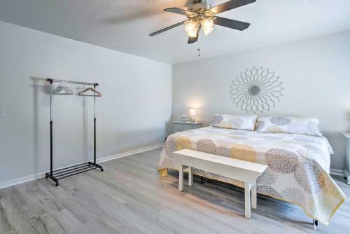 Spring Hill Bungalow With Heated Pool And Lanai!