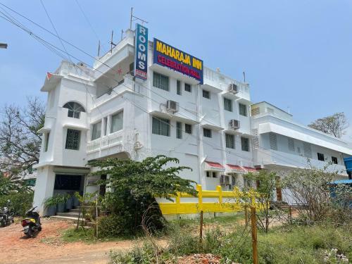 Hostal Maharaja Inn