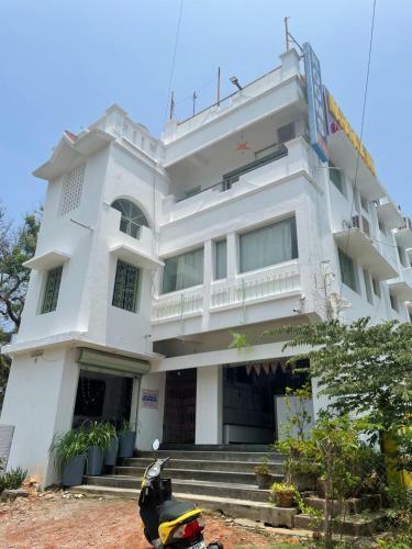 Hostal Maharaja Inn