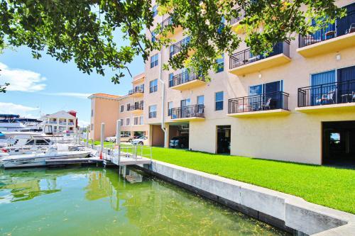 Madeira Bay Resort 508