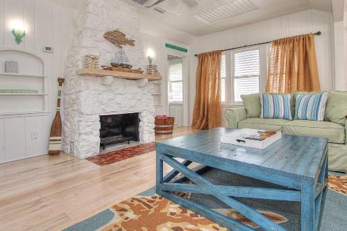 Seaspray Beach Cottage B