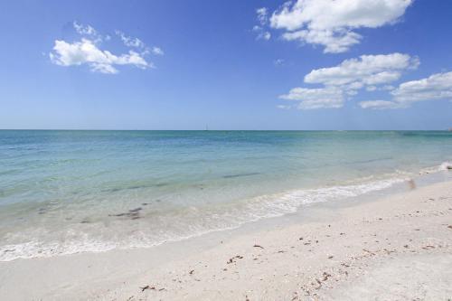 Seaspray Beach Cottage B