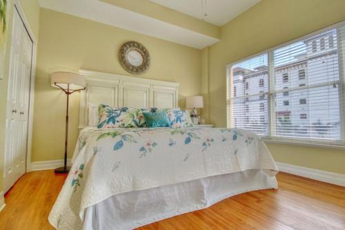 Madeira Bay Resort 306
