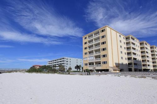 Anglers Cove 306