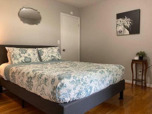 3 Bed 1.5 Bath Central Location, 11 Min To Base
