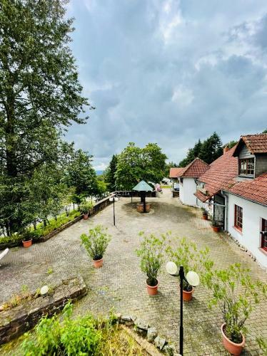 Hostal Kaminzimmer In Schlo�, Natur Pur