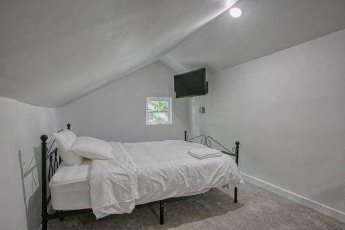 Amazing. 3bd 2ba +selfie Room. Close To Downtown Atl