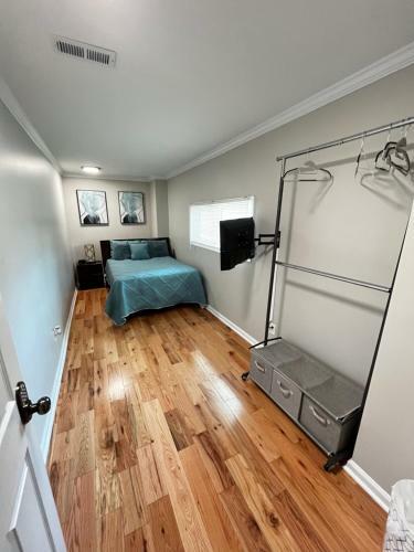 Atlanta Unit 2 Best Kept Secret Private Room 3 Private Bathroom