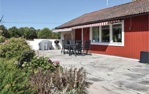 Amazing Home In K�pingsvik W/ 3 Bedrooms