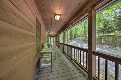 Peaceful Ellijay Cabin With Grill, Resort Pool!