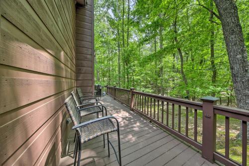 Peaceful Ellijay Cabin With Grill, Resort Pool!