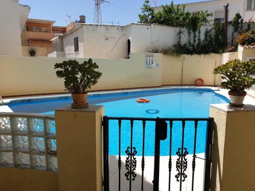 Modern High Spec Three Bedroom Duplex Apartment