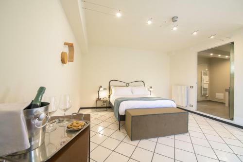 Hostal Palazzo Sertorio Suites