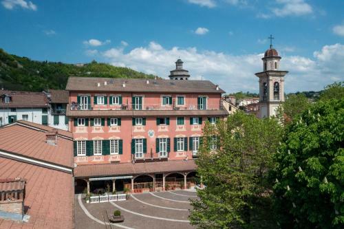 Hostal Palazzo Sertorio Suites