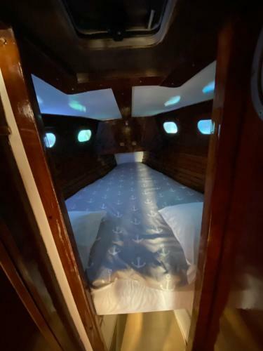 Private Sailing Boat Heart Of City