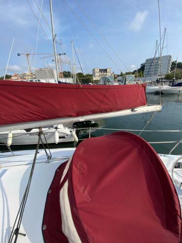 Private Sailing Boat Heart Of City