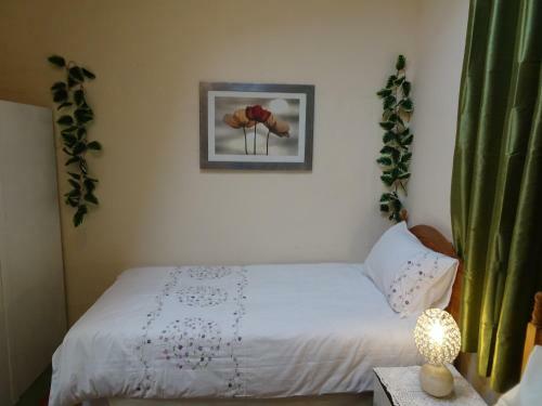 Hostal Charles Inn