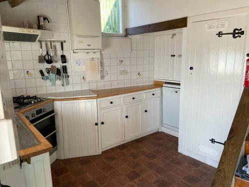 Dolphin Cottage Lyme Regis