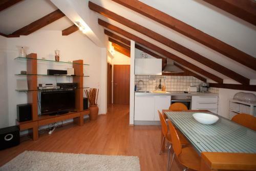 Jees Exclusive Apartments