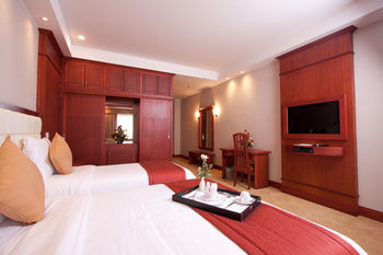 Lewis Grand Hotel