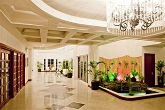 Lewis Grand Hotel