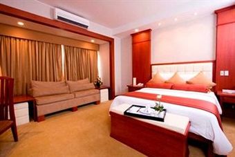 Lewis Grand Hotel