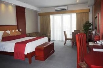 Lewis Grand Hotel
