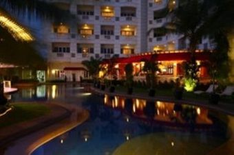 Lewis Grand Hotel