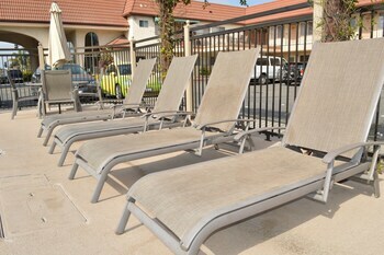 Laurel Inn Motel
