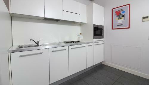 Biondelli Halldis Apartments