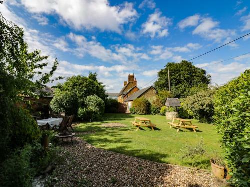 Hill House Farm