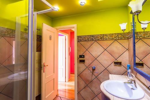 Apartamento Duplex 2 Habit. Parking En Edificio.