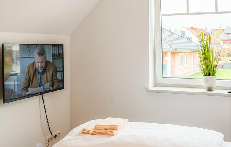 Awesome Home In Kl�tz With Sauna And 4 Bedrooms