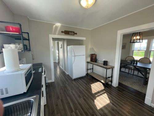 3 Bedroom House With Lake Pepin Views With Access To Shared Pool