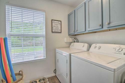 Apartamento Top-floor Unit With Balcony About 2 Mi To 76 Strip!