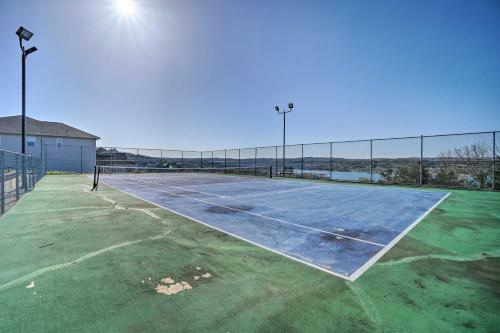 Apartamento Chic Hollister Condo With Table Rock Lake View!