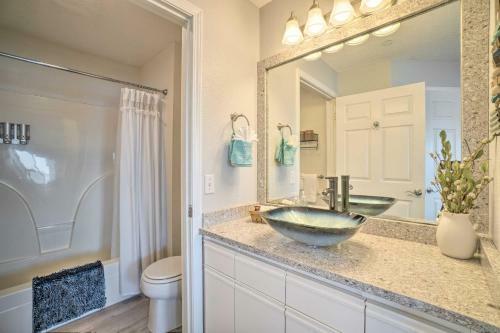 Apartamento Chic Hollister Condo With Table Rock Lake View!