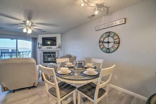 Apartamento Chic Hollister Condo With Table Rock Lake View!